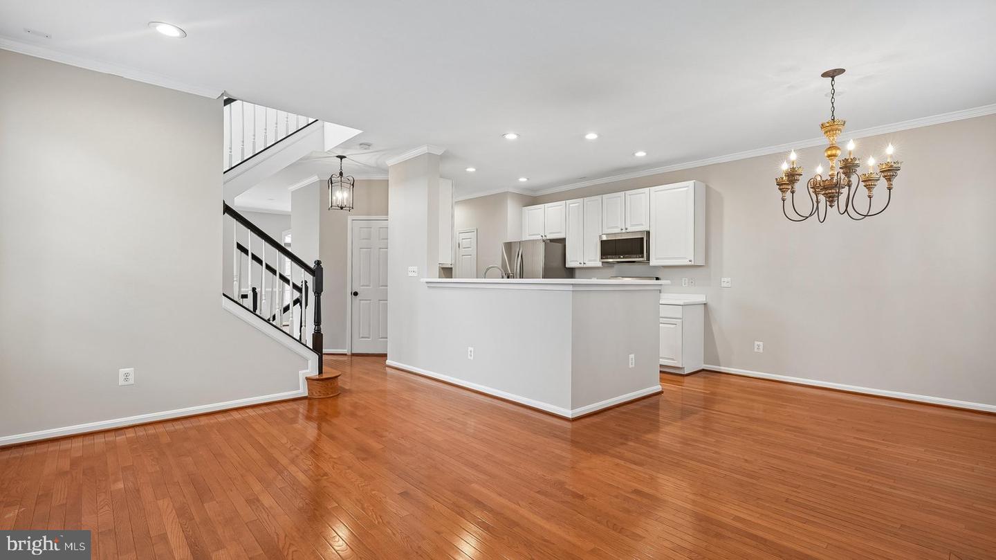 47761 Scotsborough Sq Property Photo 13