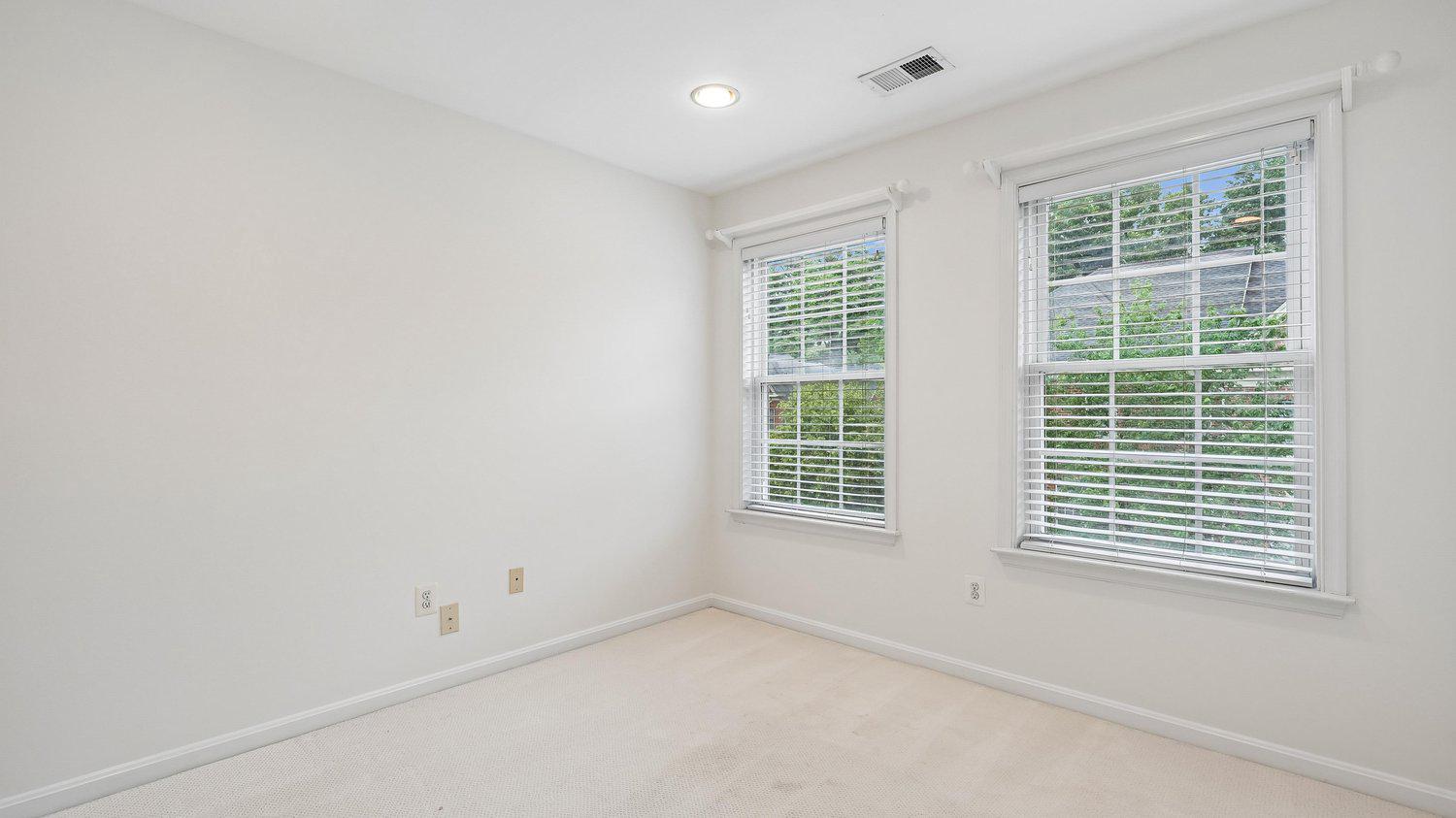 47761 Scotsborough Sq Property Photo 25