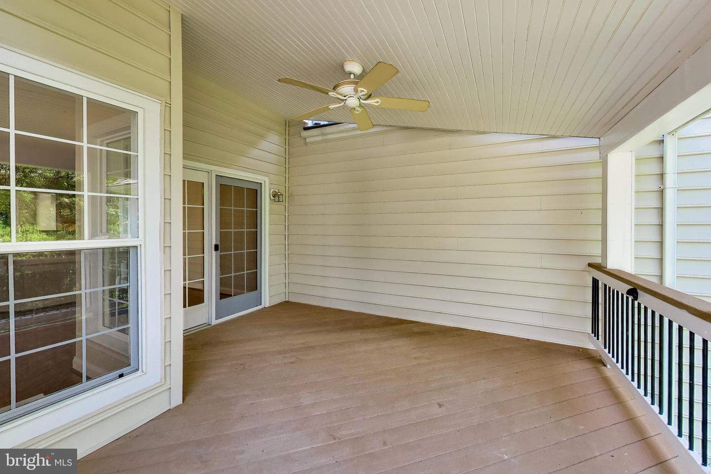 20090 Valhalla Sq Property Photo 69