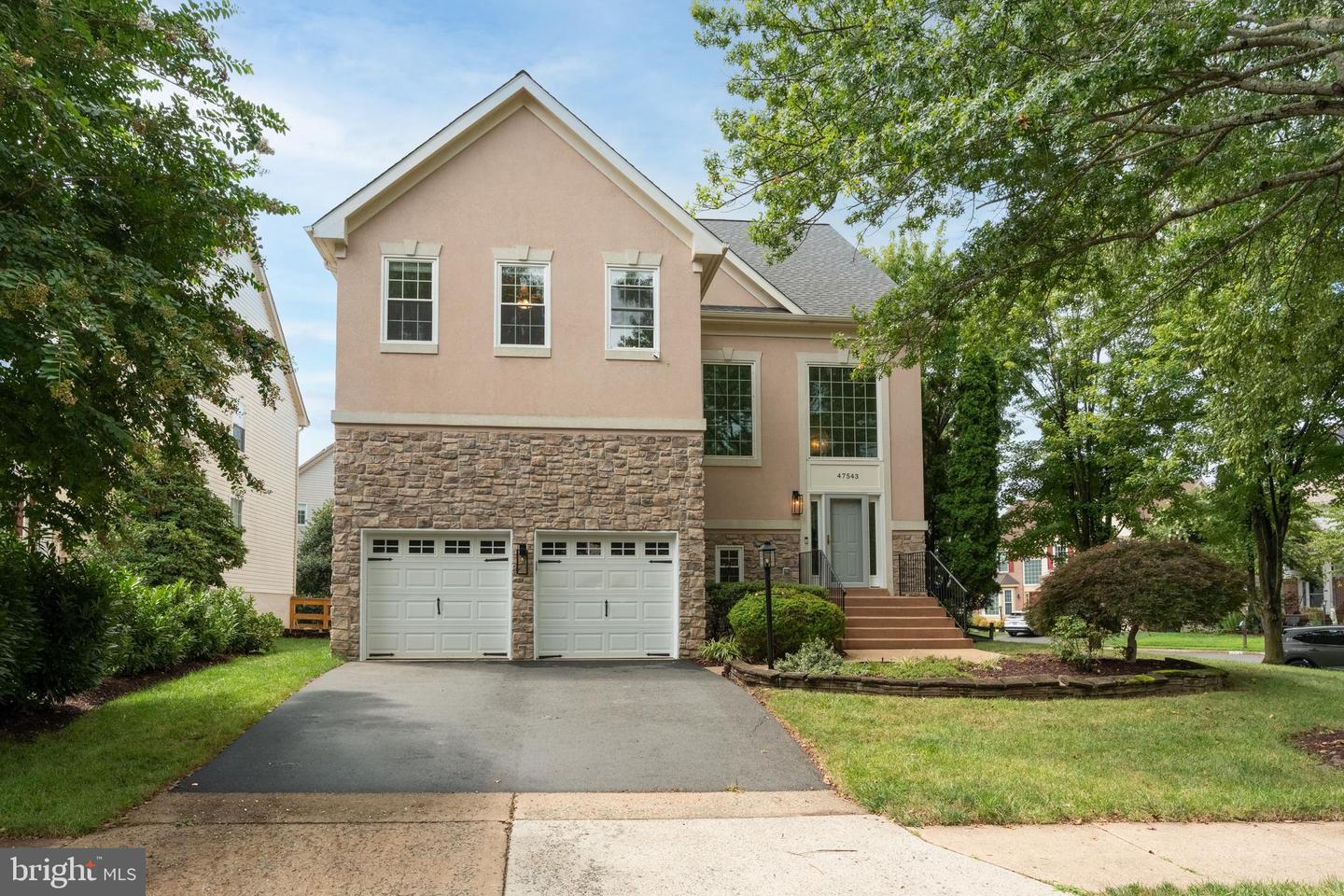 47543 RIPPLING DR Property Photo 1