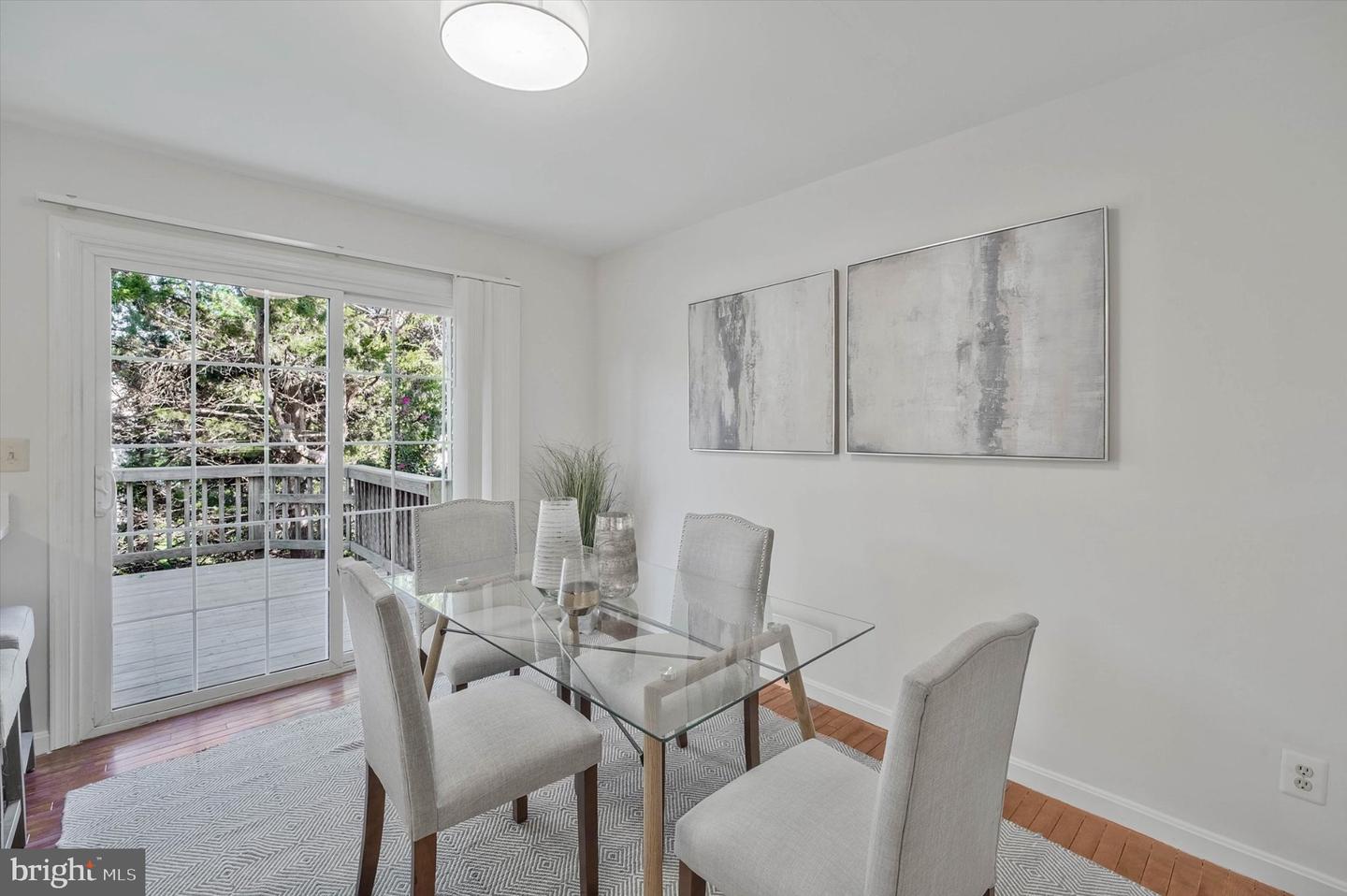 20980 Tobacco Sq Property Photo 12