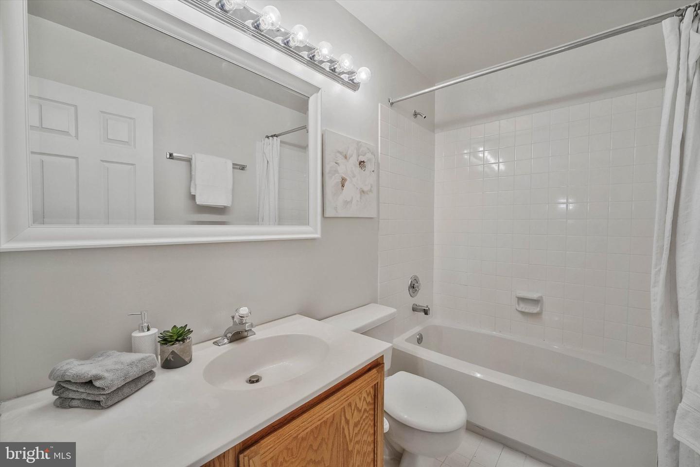 20980 Tobacco Sq Property Photo 25