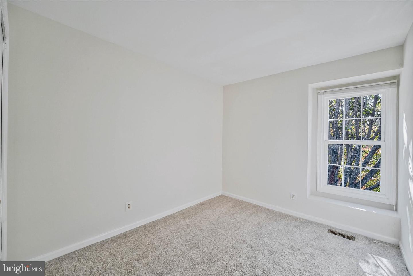 20980 Tobacco Sq Property Photo 26