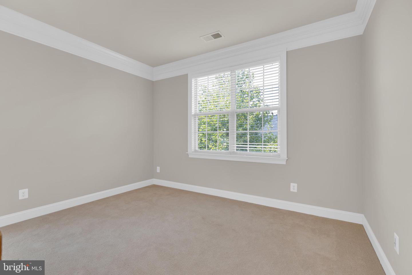 42706 Chisholm Property Photo 35