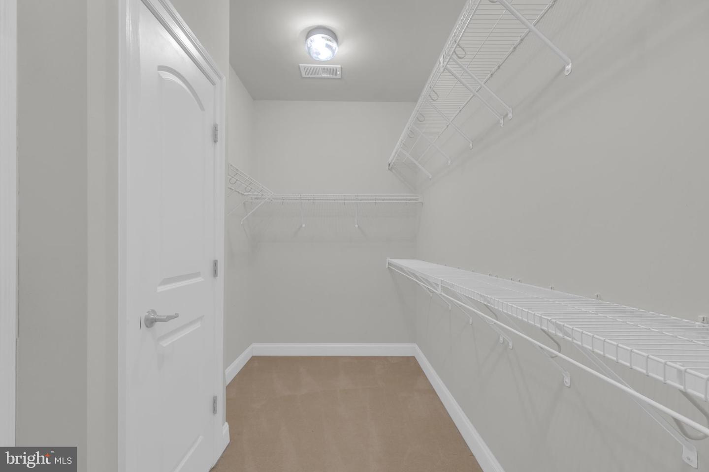 42706 Chisholm Property Photo 39