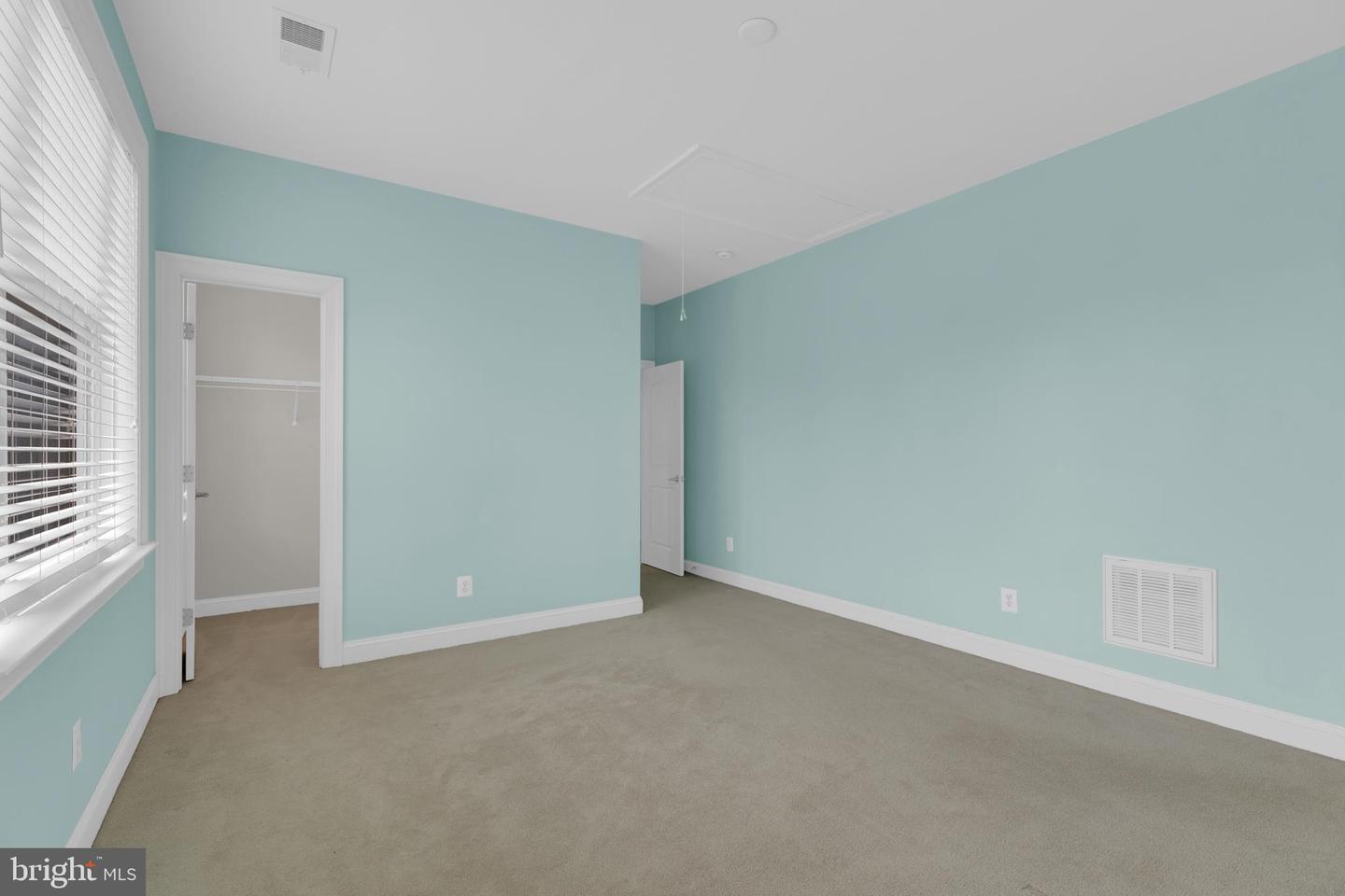 42706 Chisholm Property Photo 52