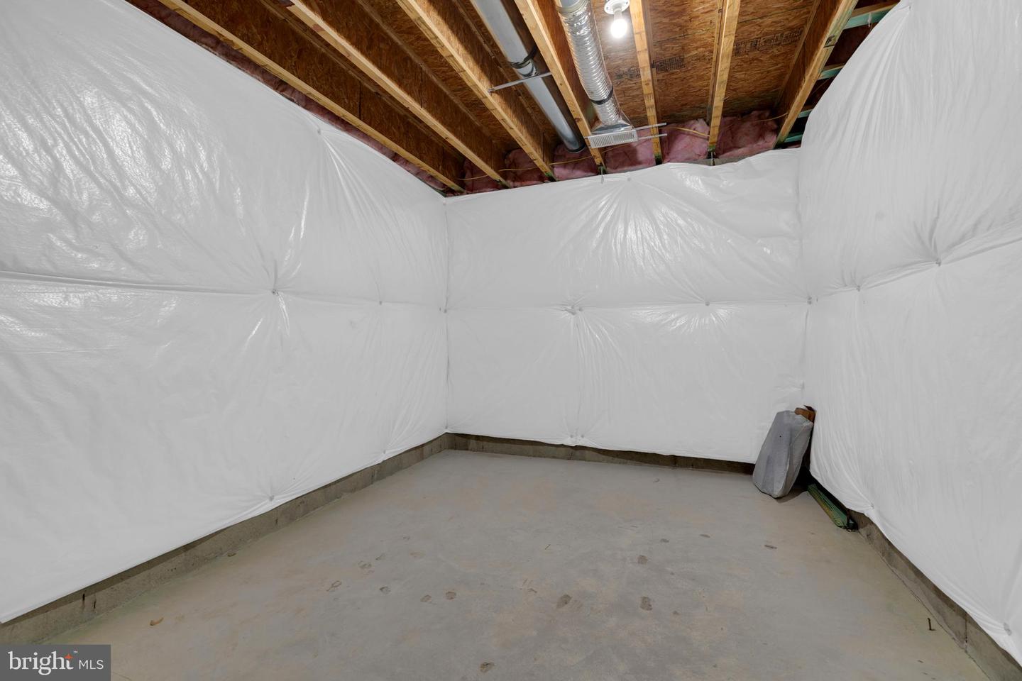 42706 Chisholm Property Photo 71