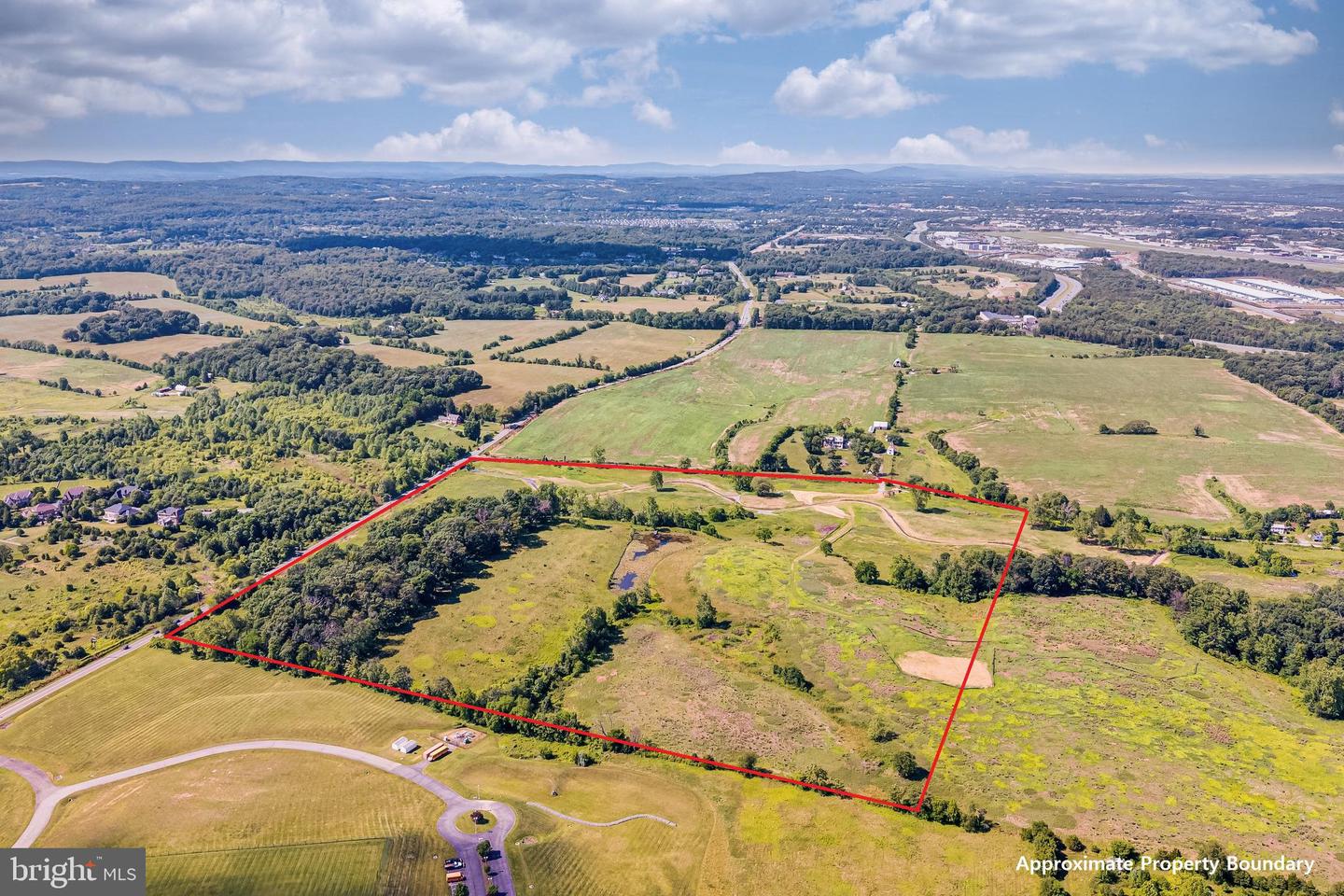 Evergreen Mills Rd Property Photo 8