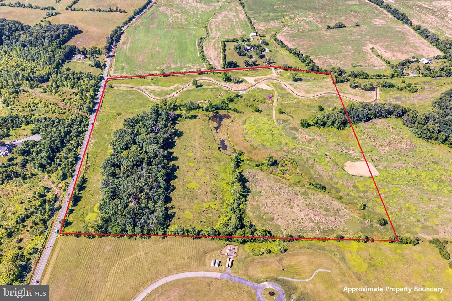 Evergreen Mills Rd Property Photo 9