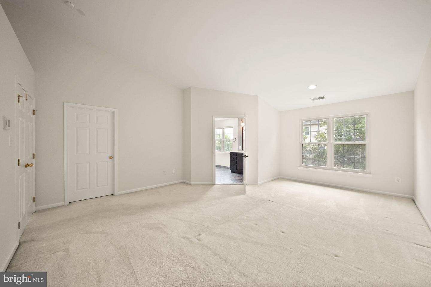 42919 Overly Property Photo 26