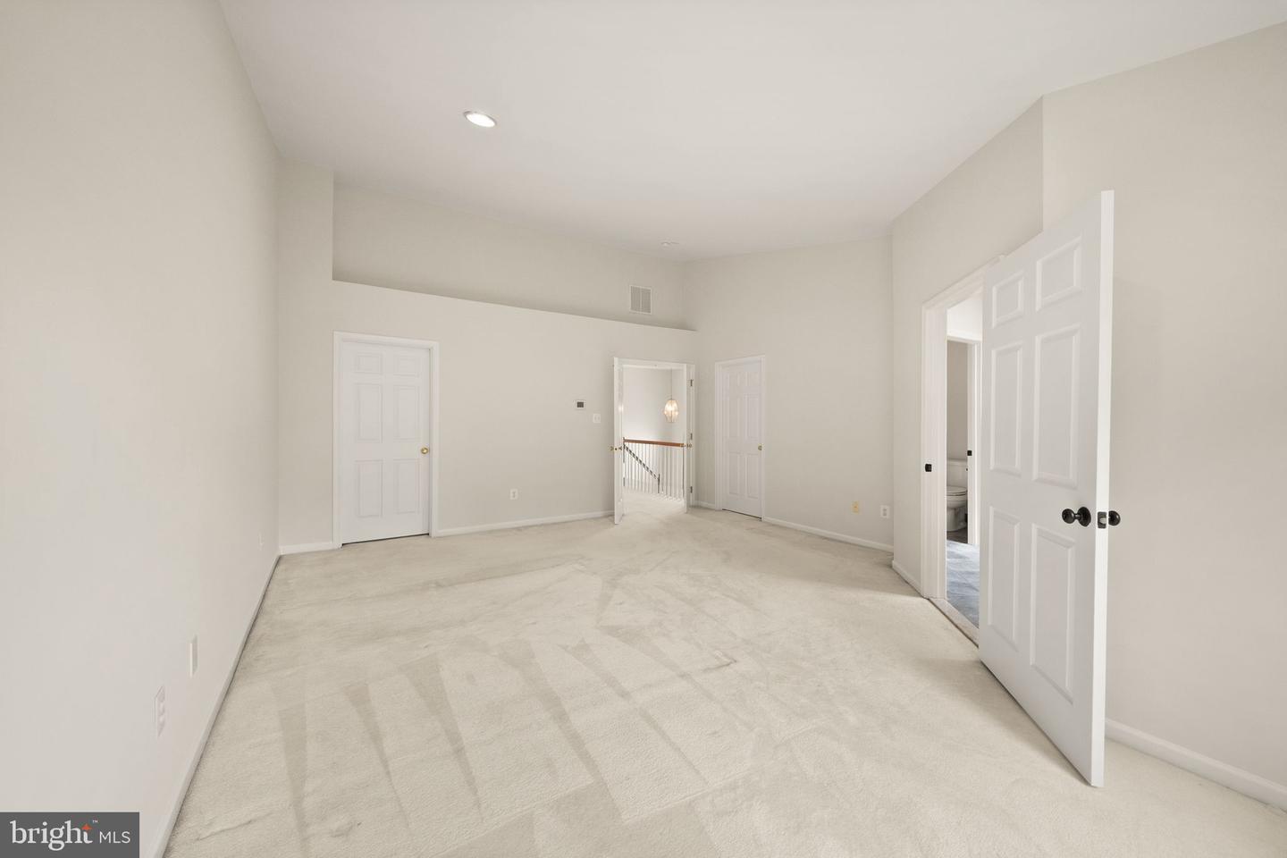 42919 Overly Property Photo 27