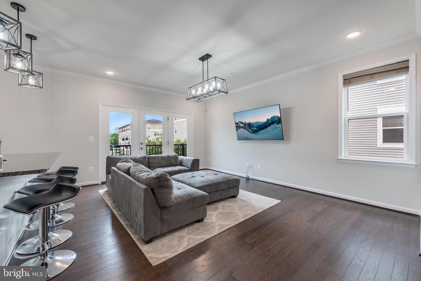 24592 Rosebay Ter Property Photo 4