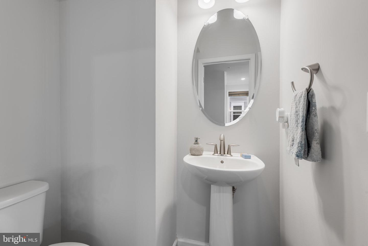 24592 Rosebay Ter Property Photo 11
