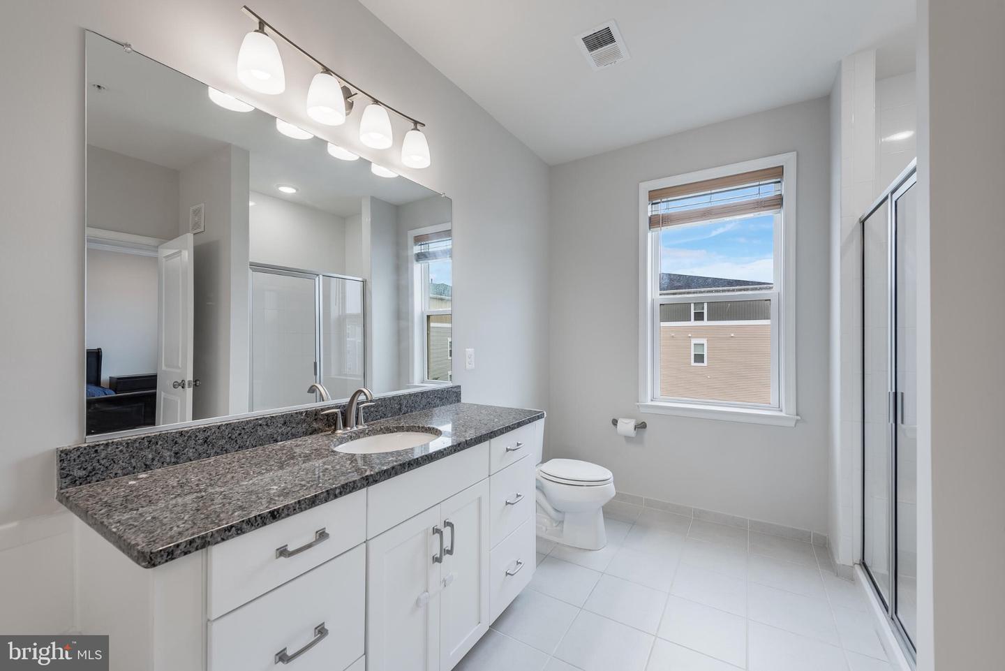 24592 Rosebay Ter Property Photo 16