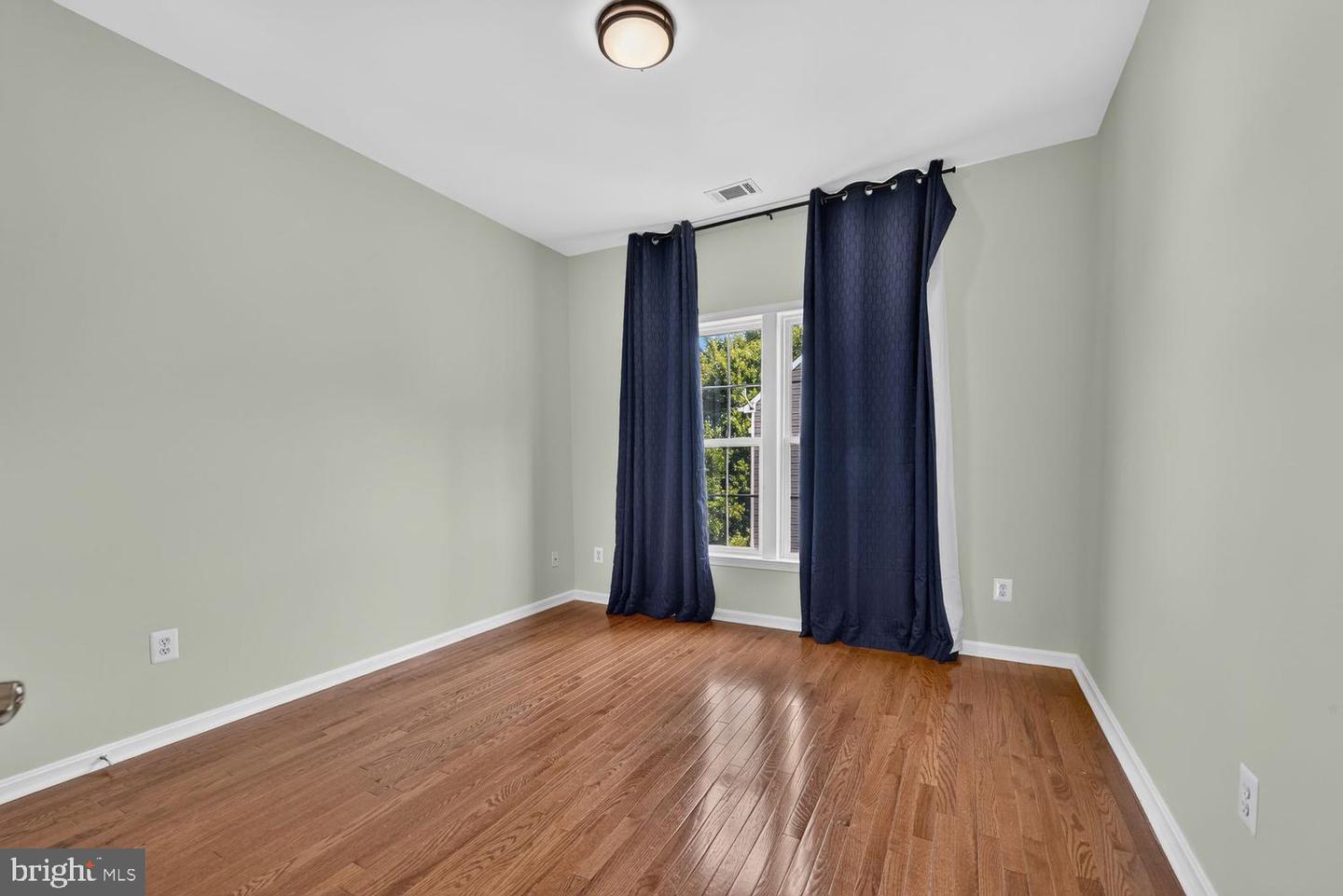 43314 Fullerton St Property Photo 24