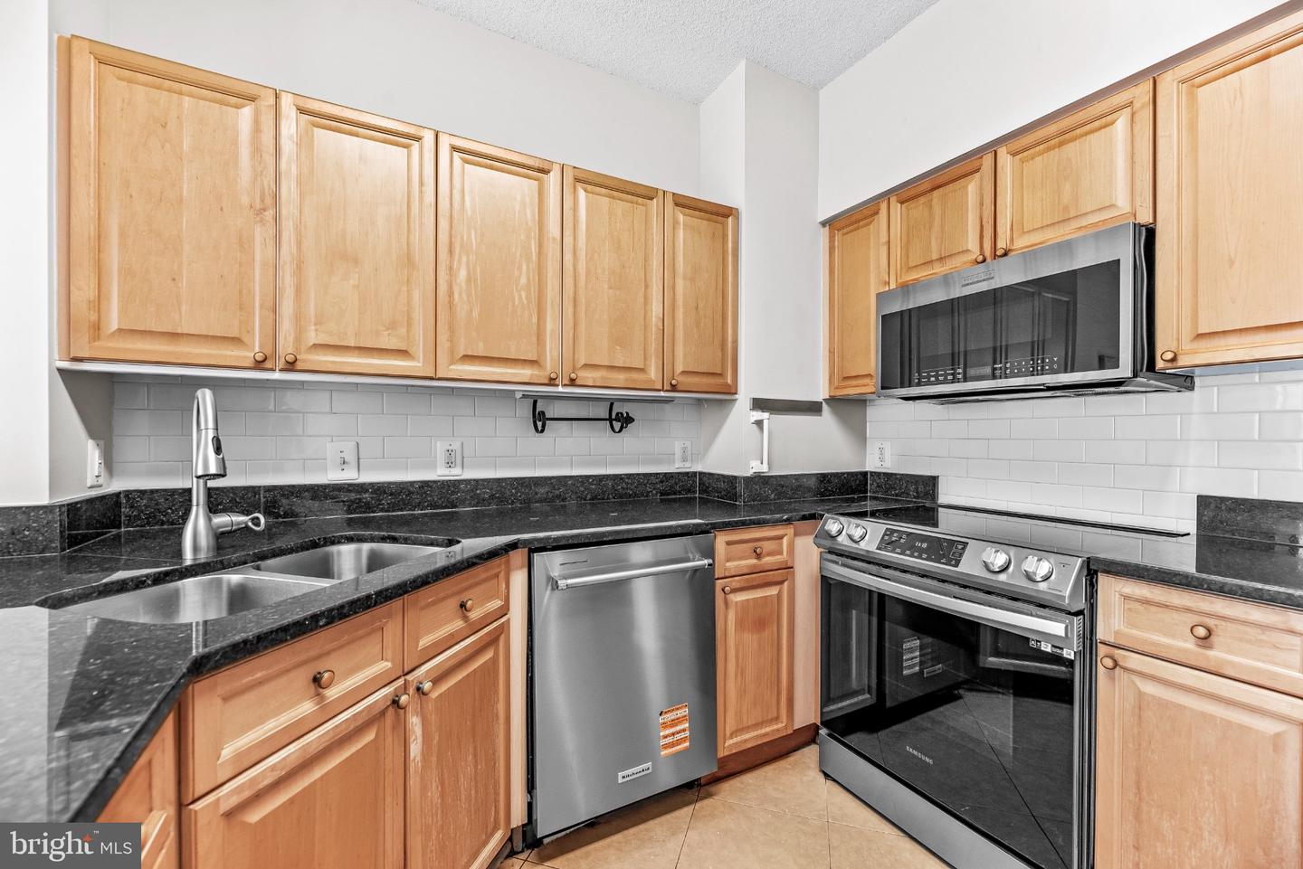 19355 Cypress Ridge Ter #223 Property Photo 13