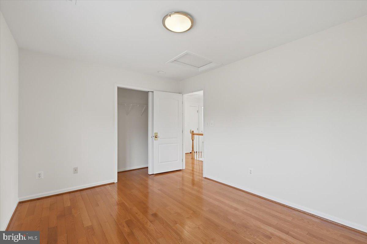 20242 Hidden Creek Ct Property Photo 42