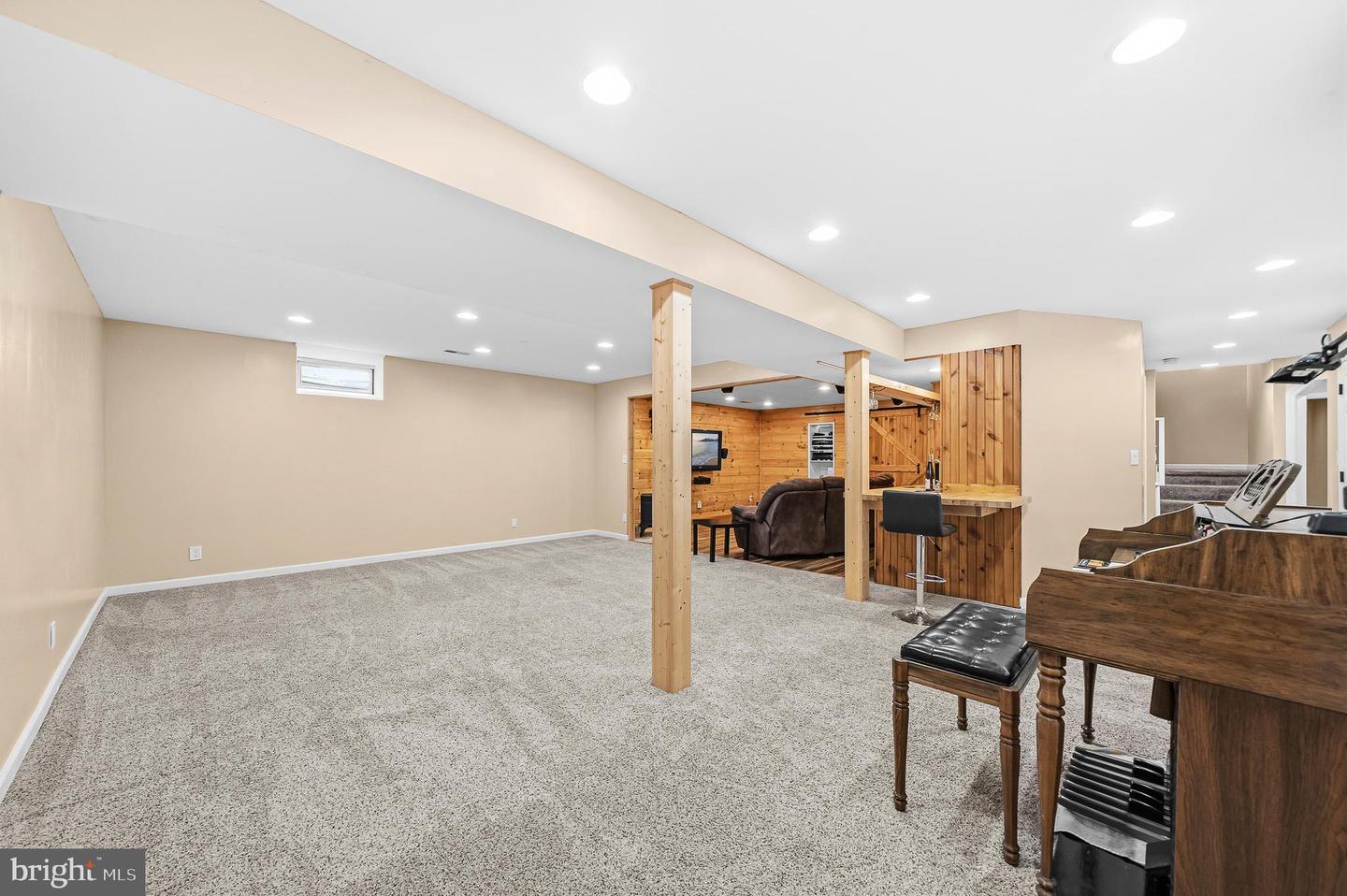 12025 Lindsey Corner Ln Property Photo 43