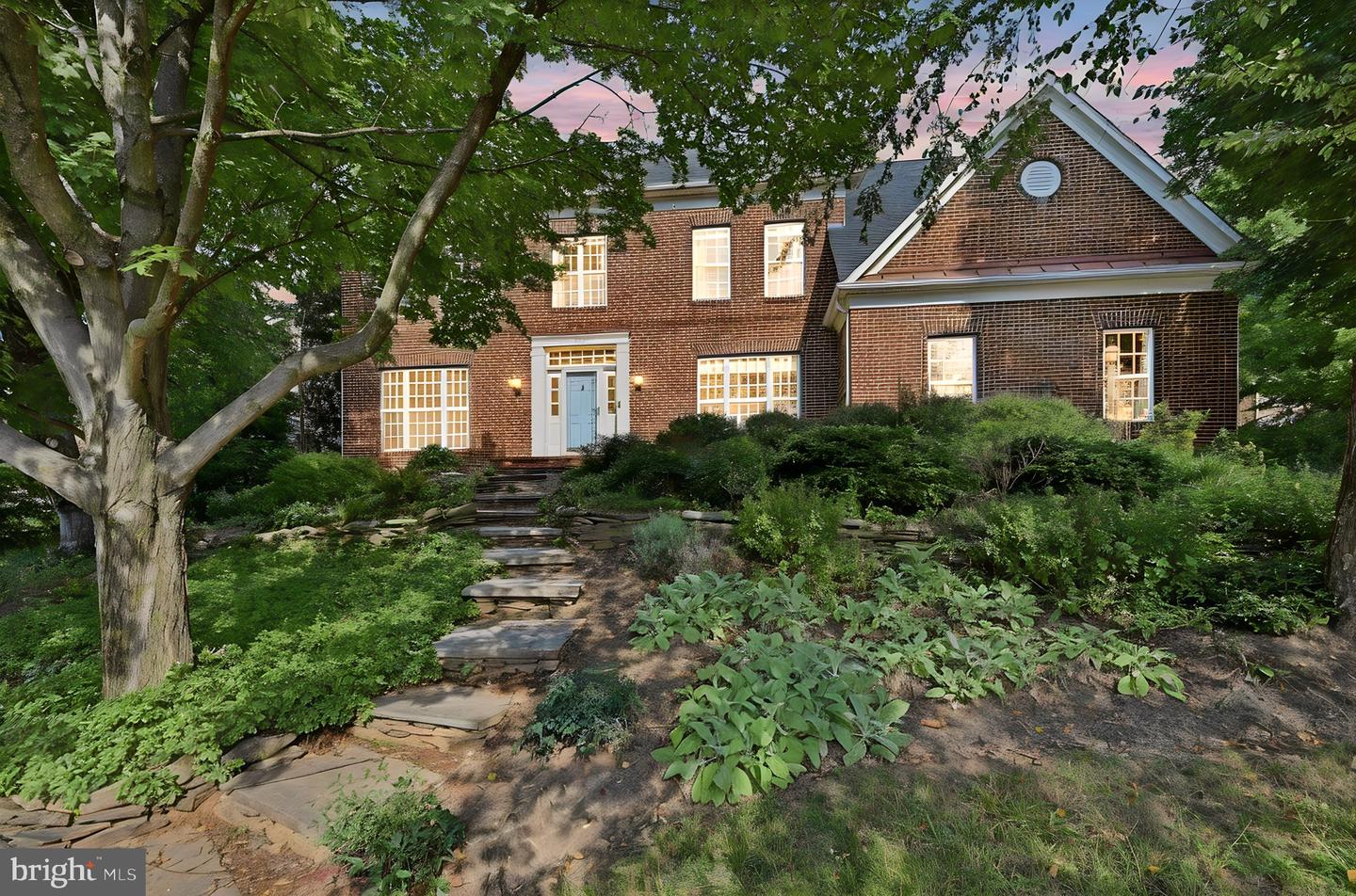 47404 MIDDLE BLUFF PL Property Photo 1