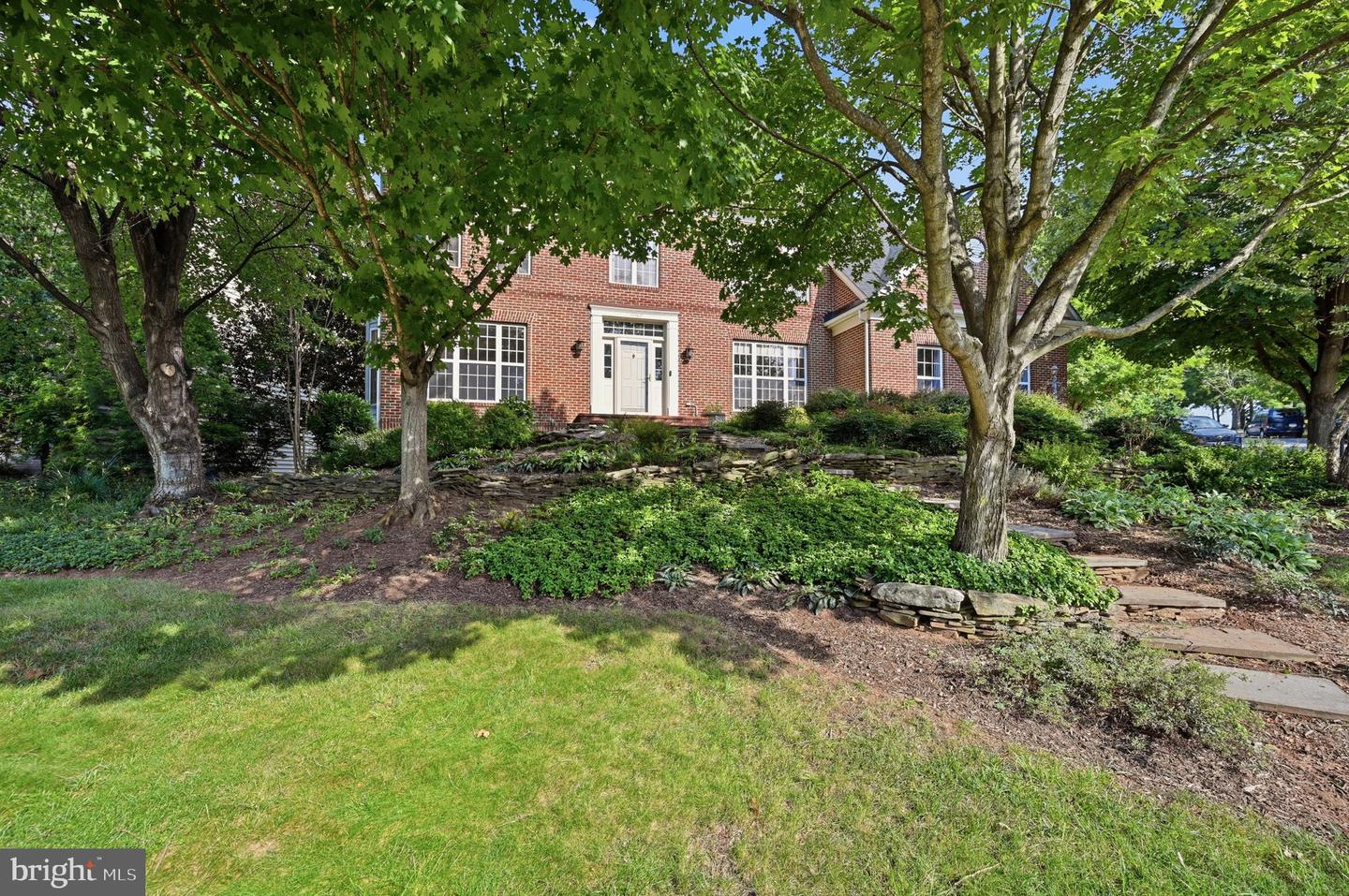 47404 Middle Bluff Pl Property Photo 2