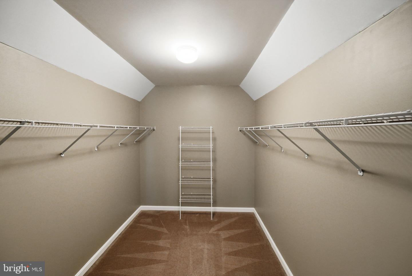 47404 Middle Bluff Pl Property Photo 25