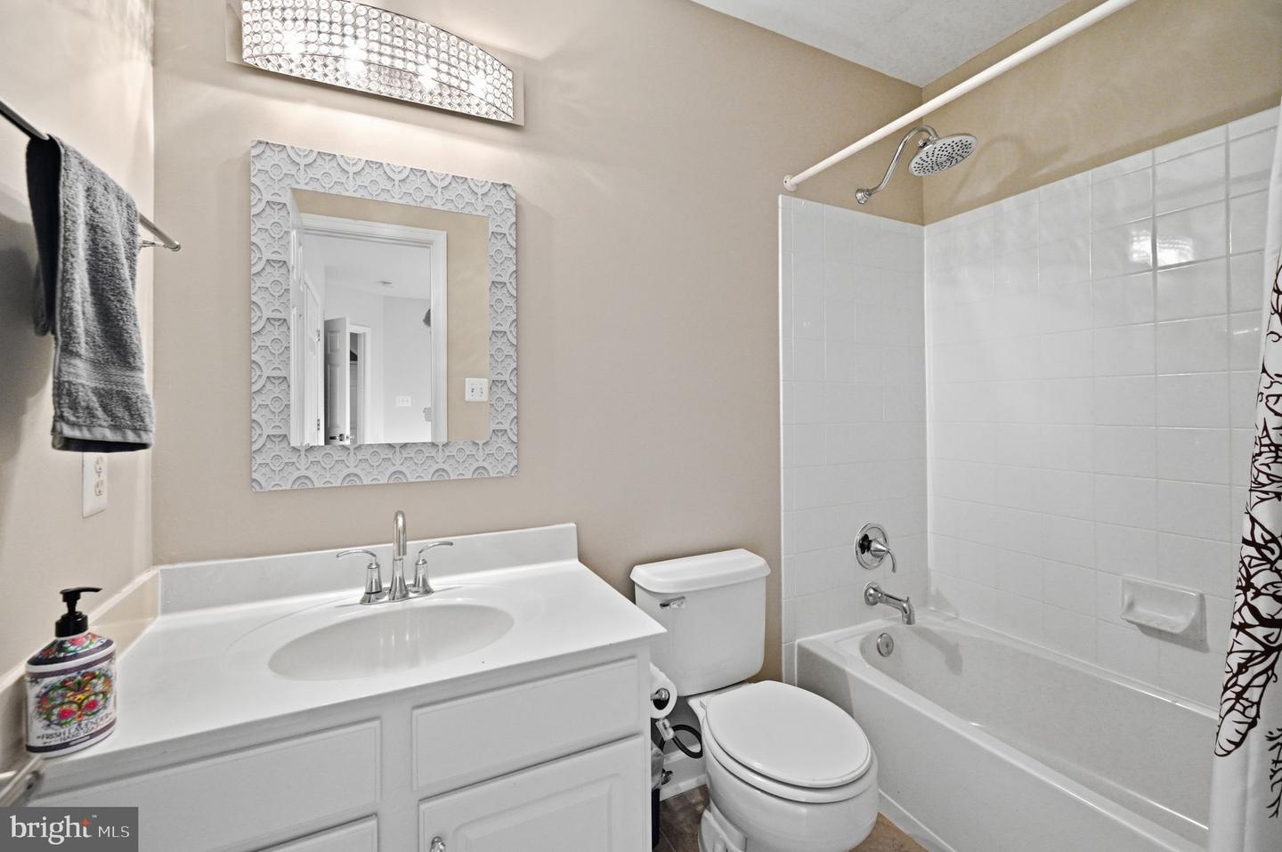 47404 Middle Bluff Pl Property Photo 29