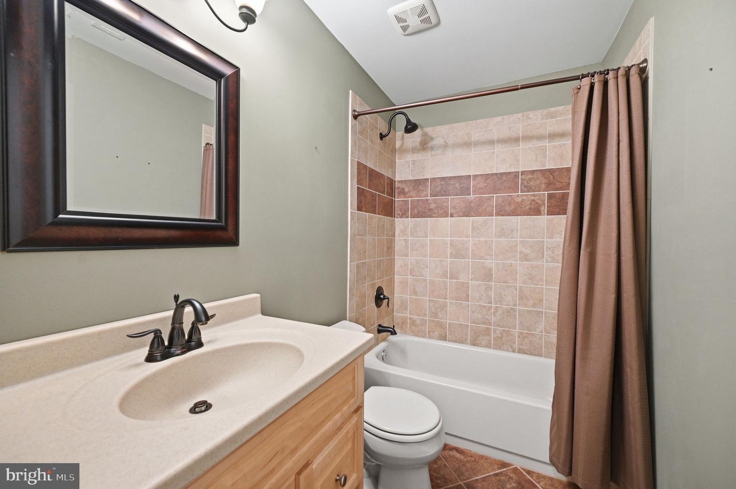 47404 Middle Bluff Pl Property Photo 40