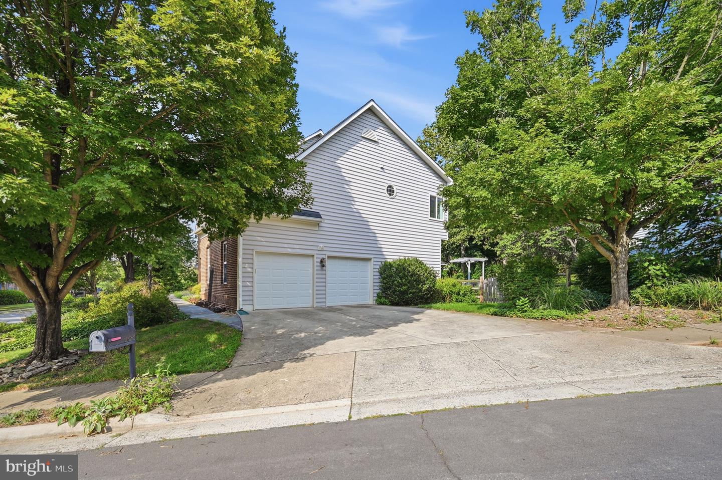 47404 Middle Bluff Pl Property Photo 55