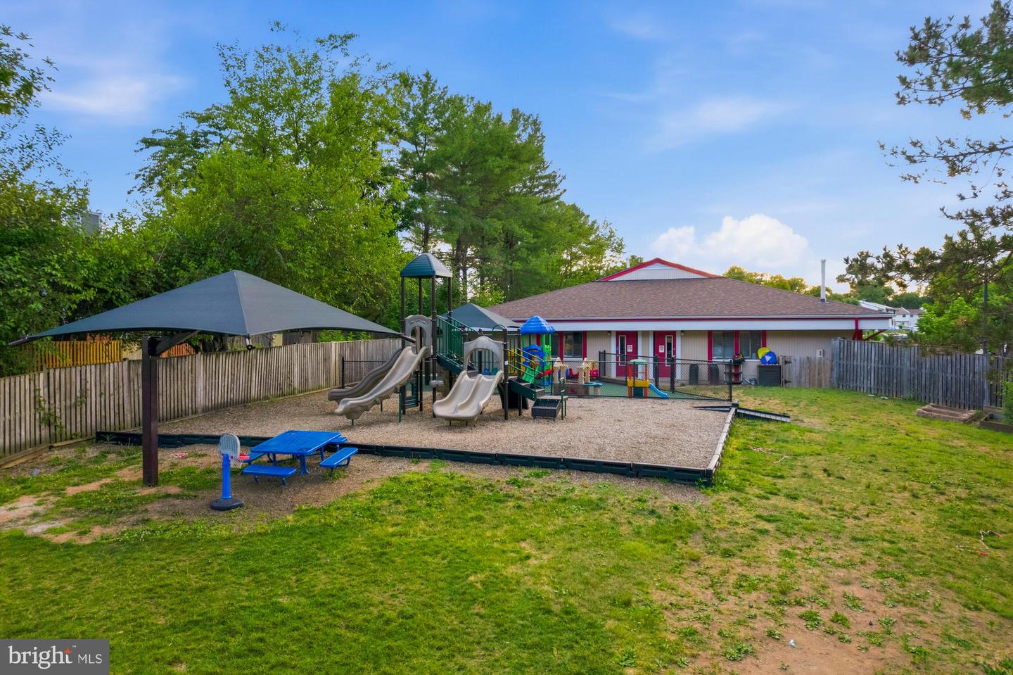 83 Sugarland Run Dr Property Photo 10