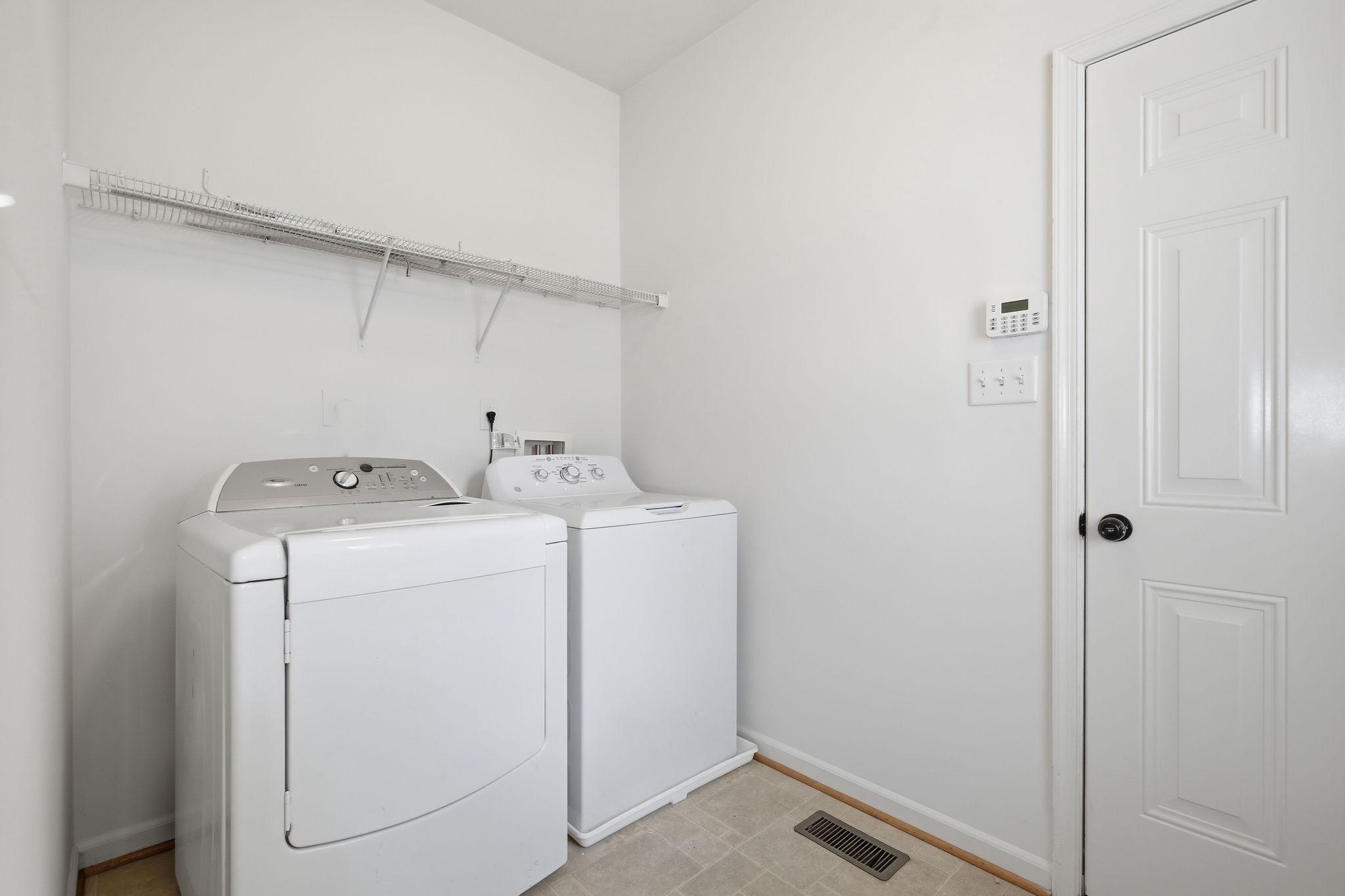20 Houser Dr Property Photo 11