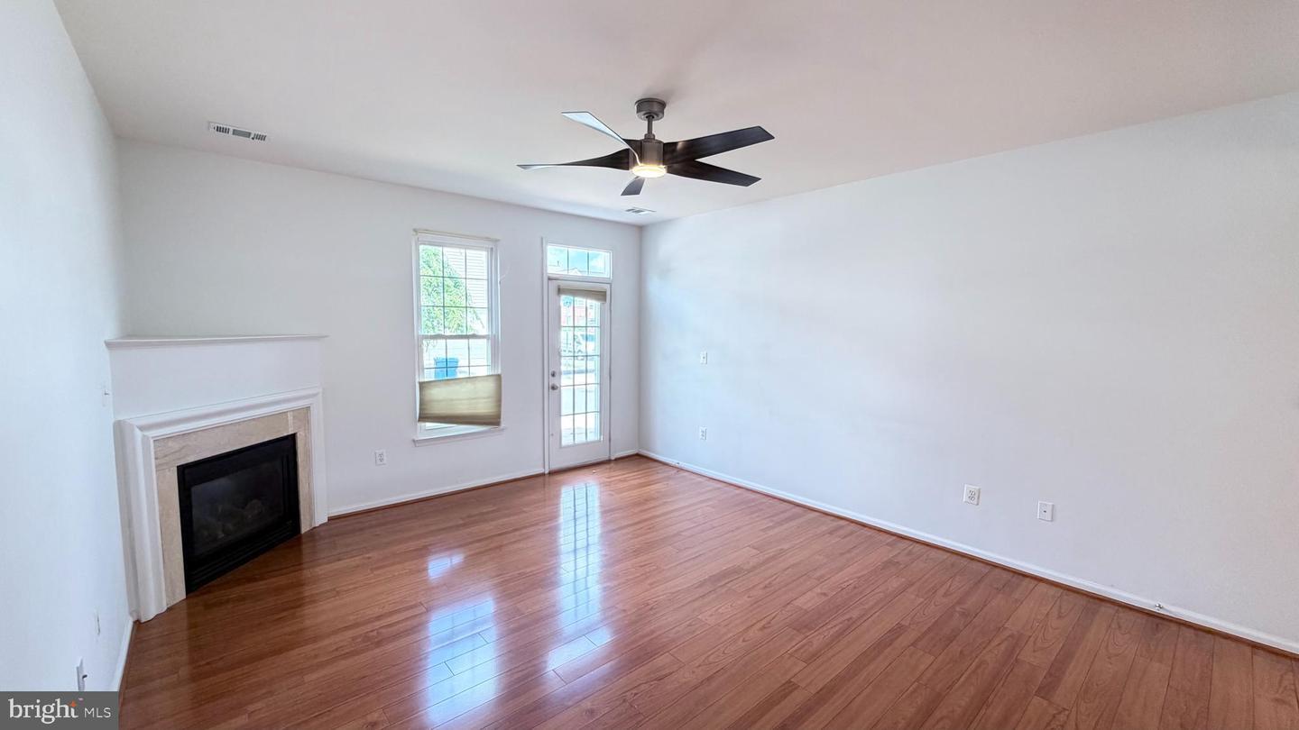 20965 Kittanning Ln Property Photo 10