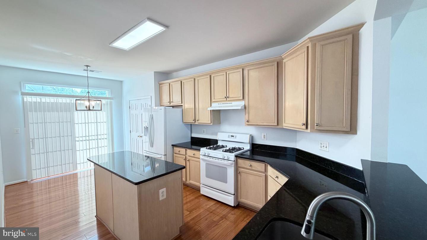 20965 Kittanning Ln Property Photo 13