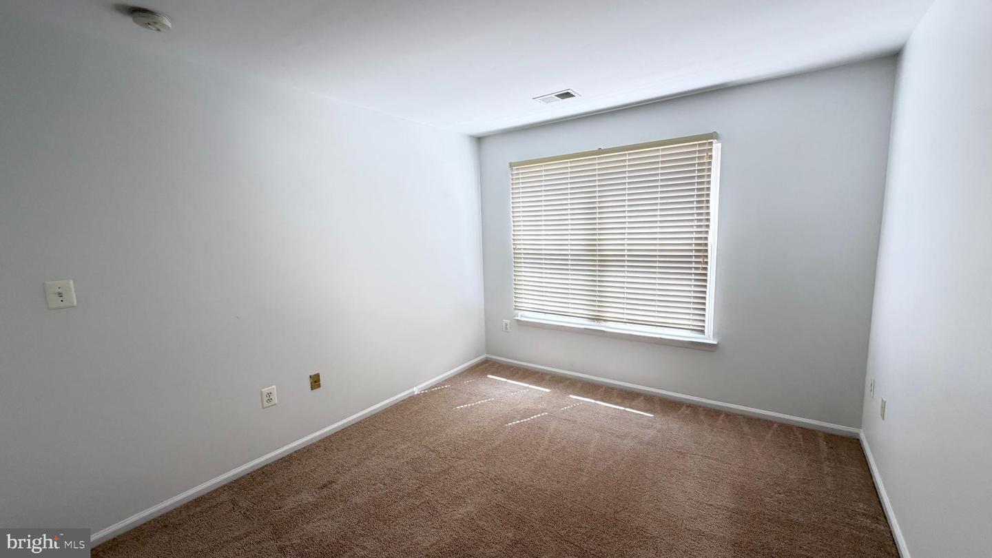 20965 Kittanning Ln Property Photo 17