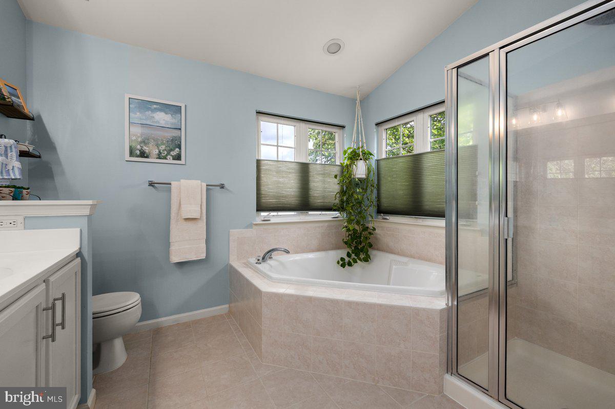 14 Potterfield Dr Property Photo 15