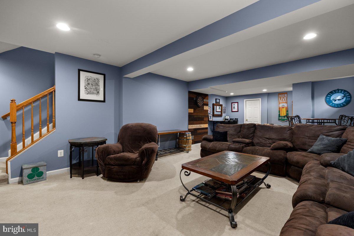 14 Potterfield Dr Property Photo 20