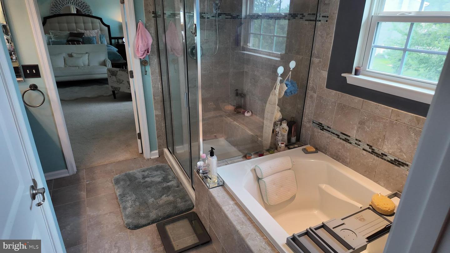 91 Eisentown Dr Property Photo 22