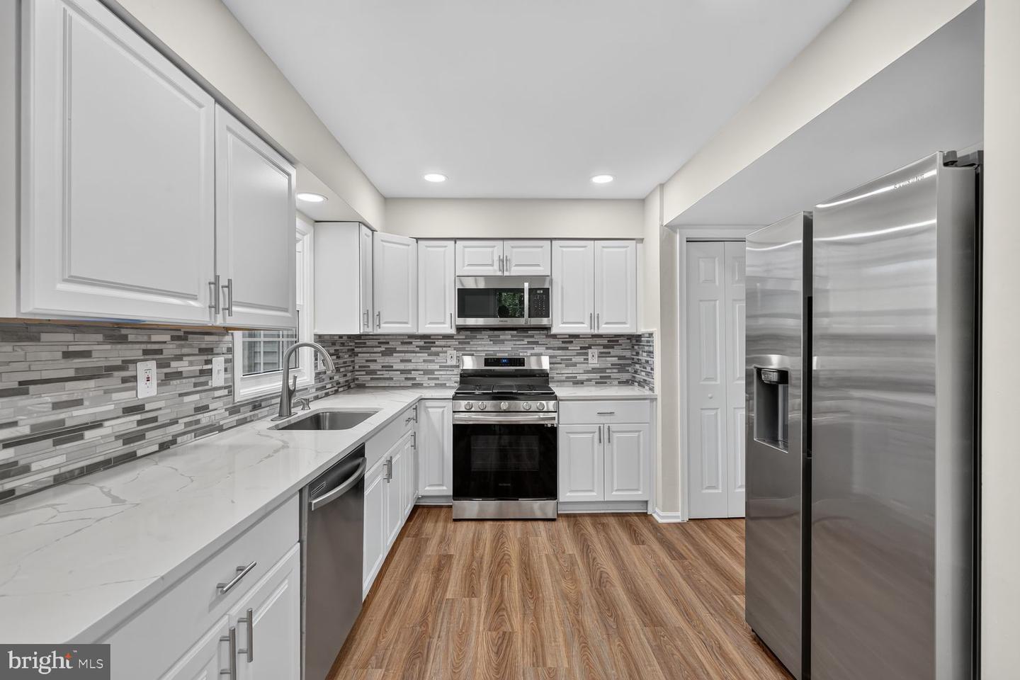 43471 Plantation Ter Property Photo 7