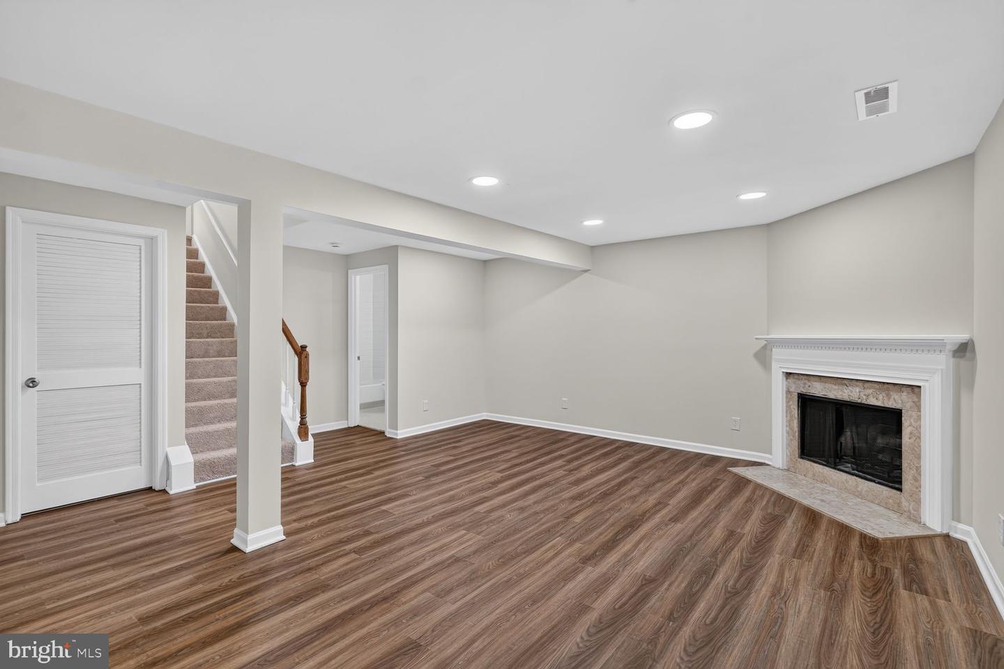 43471 Plantation Ter Property Photo 19