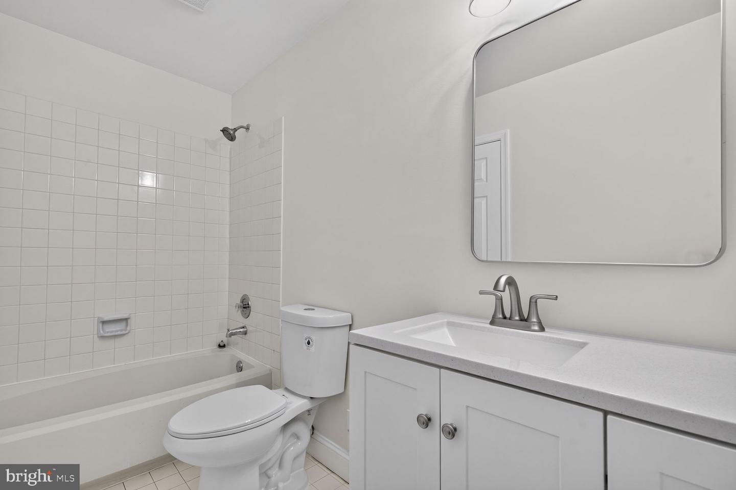 43471 Plantation Ter Property Photo 20