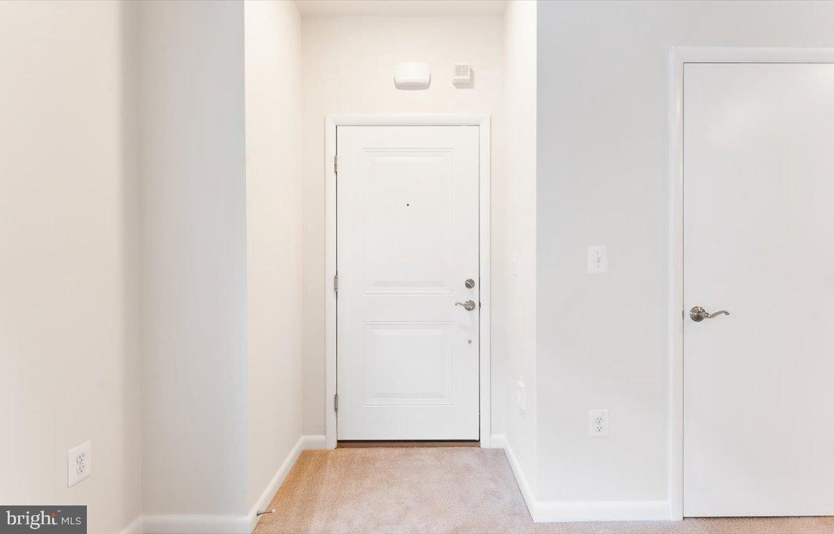 20532 Milbridge Ter Property Photo 8