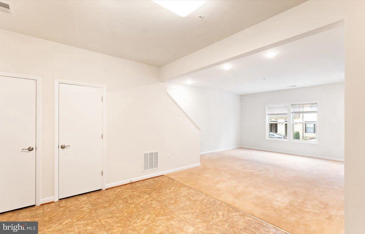 20532 Milbridge Ter Property Photo 13
