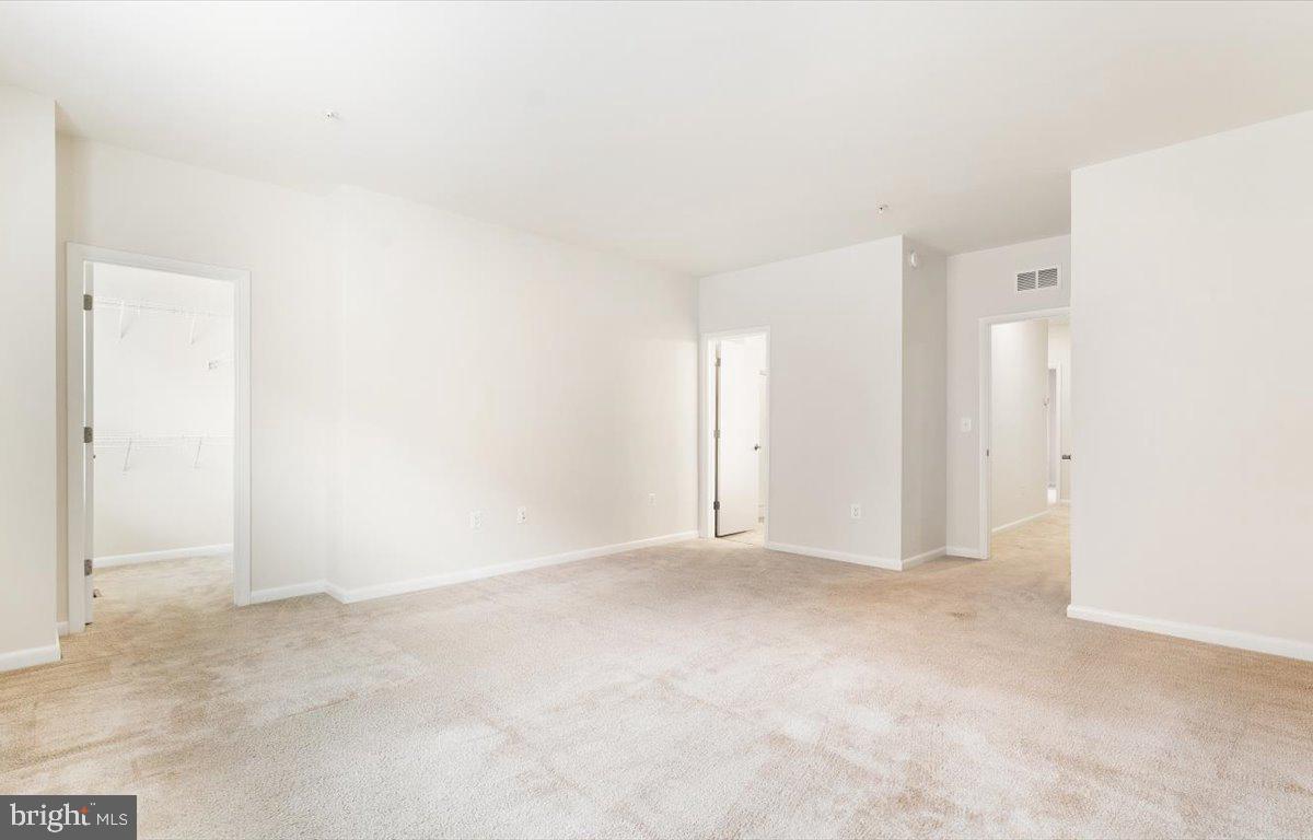 20532 Milbridge Ter Property Photo 18