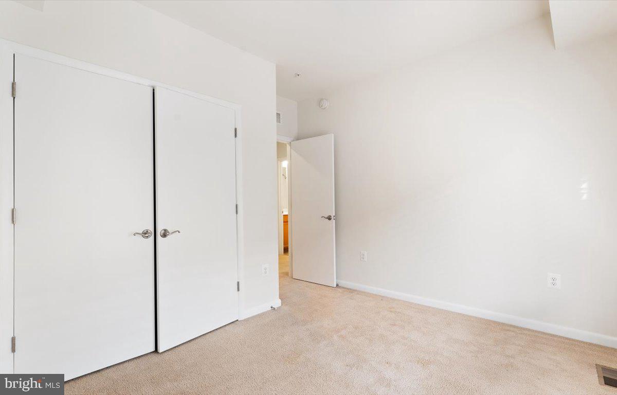 20532 Milbridge Ter Property Photo 30
