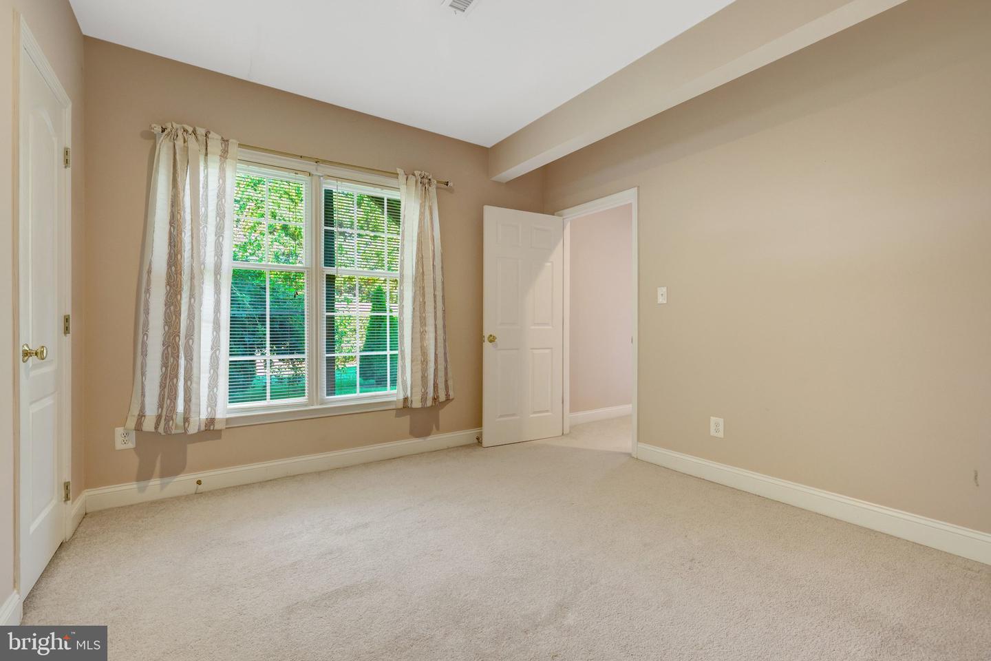 22862 Quante Sq Property Photo 42