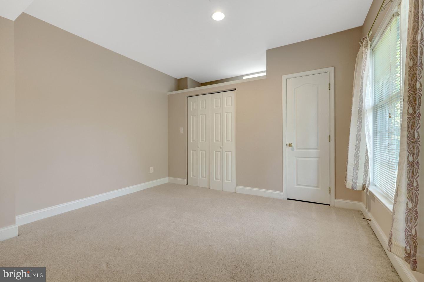 22862 Quante Sq Property Photo 43