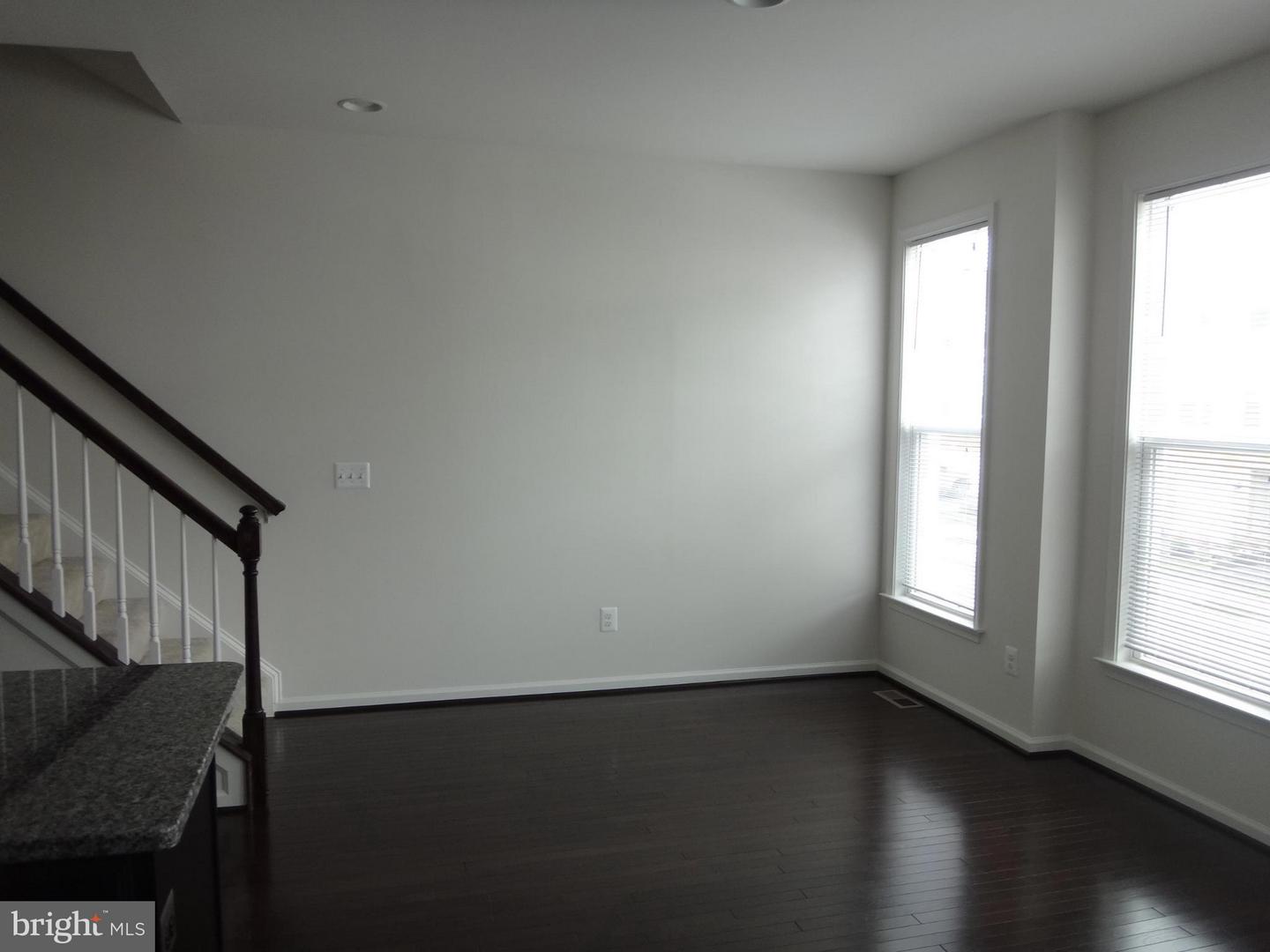 43297 Novi Ter Property Photo 7