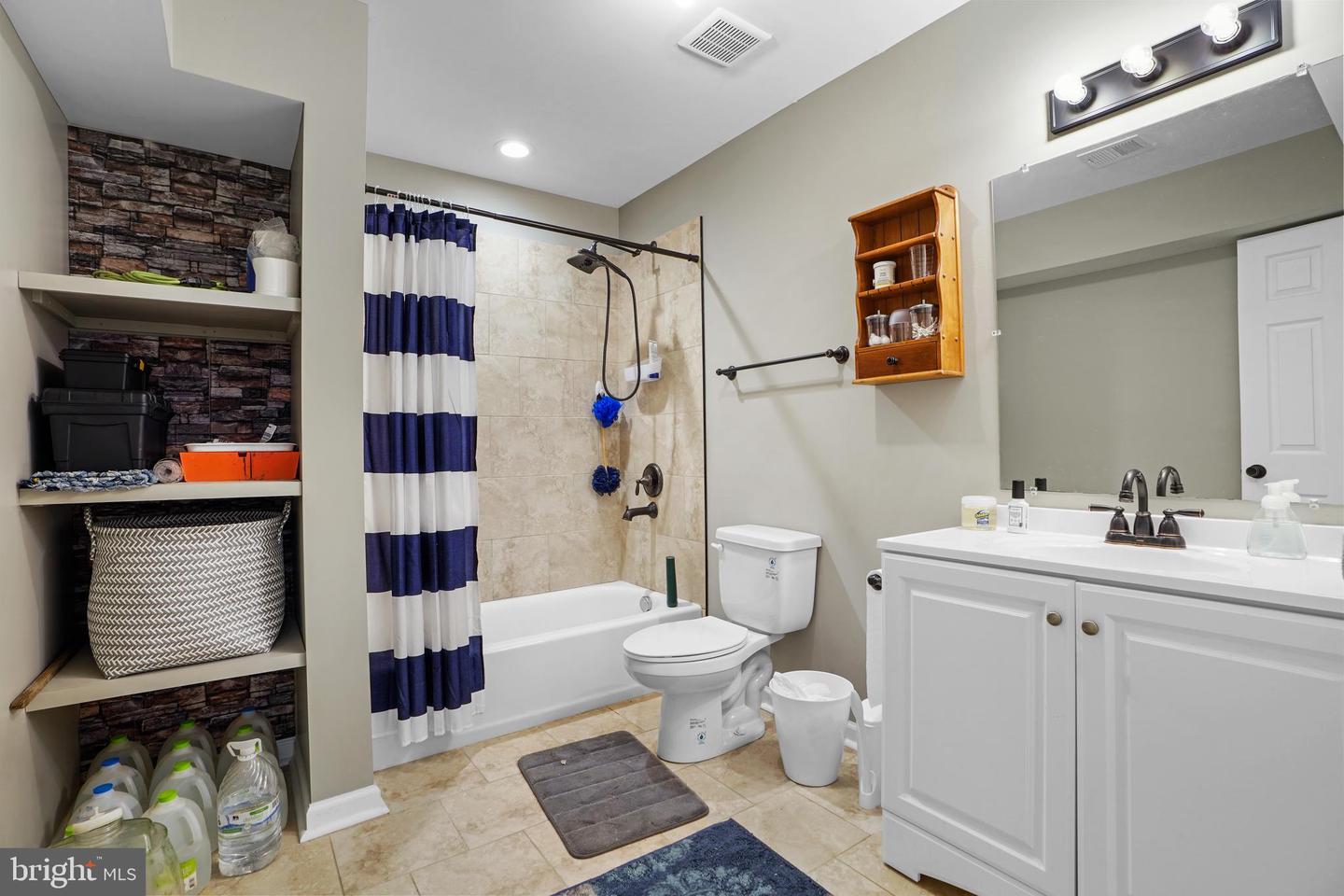 11337 Russell Rd Property Photo 32