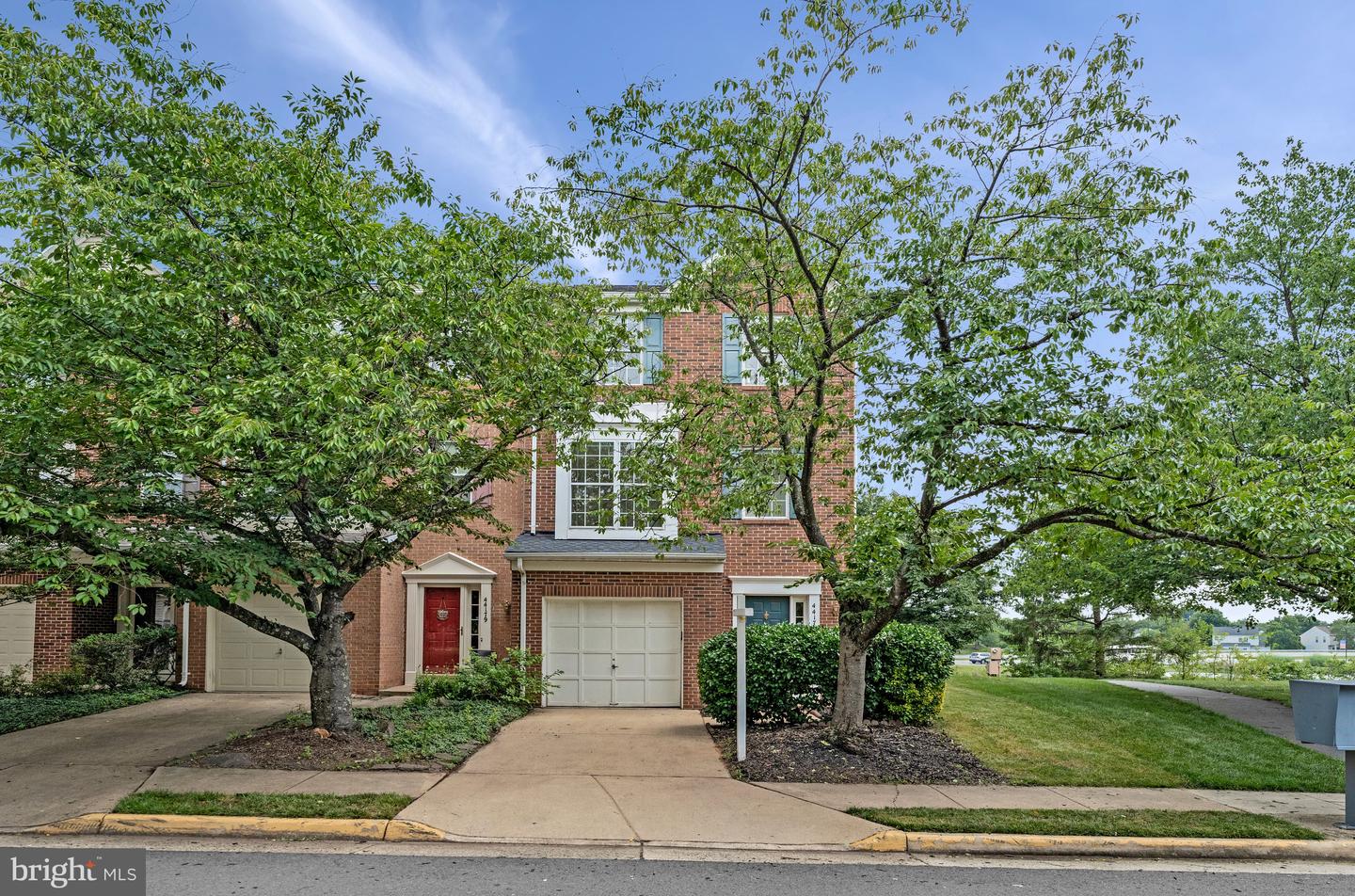44177 Paget Ter Property Photo 1