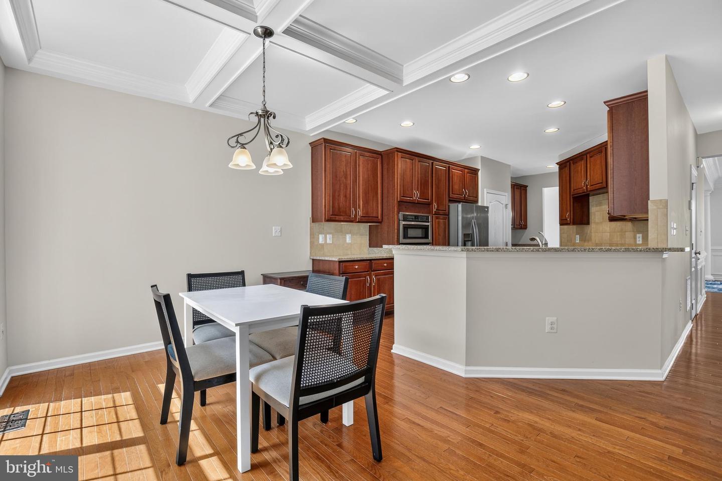 43283 Mitcham Sq Property Photo 13