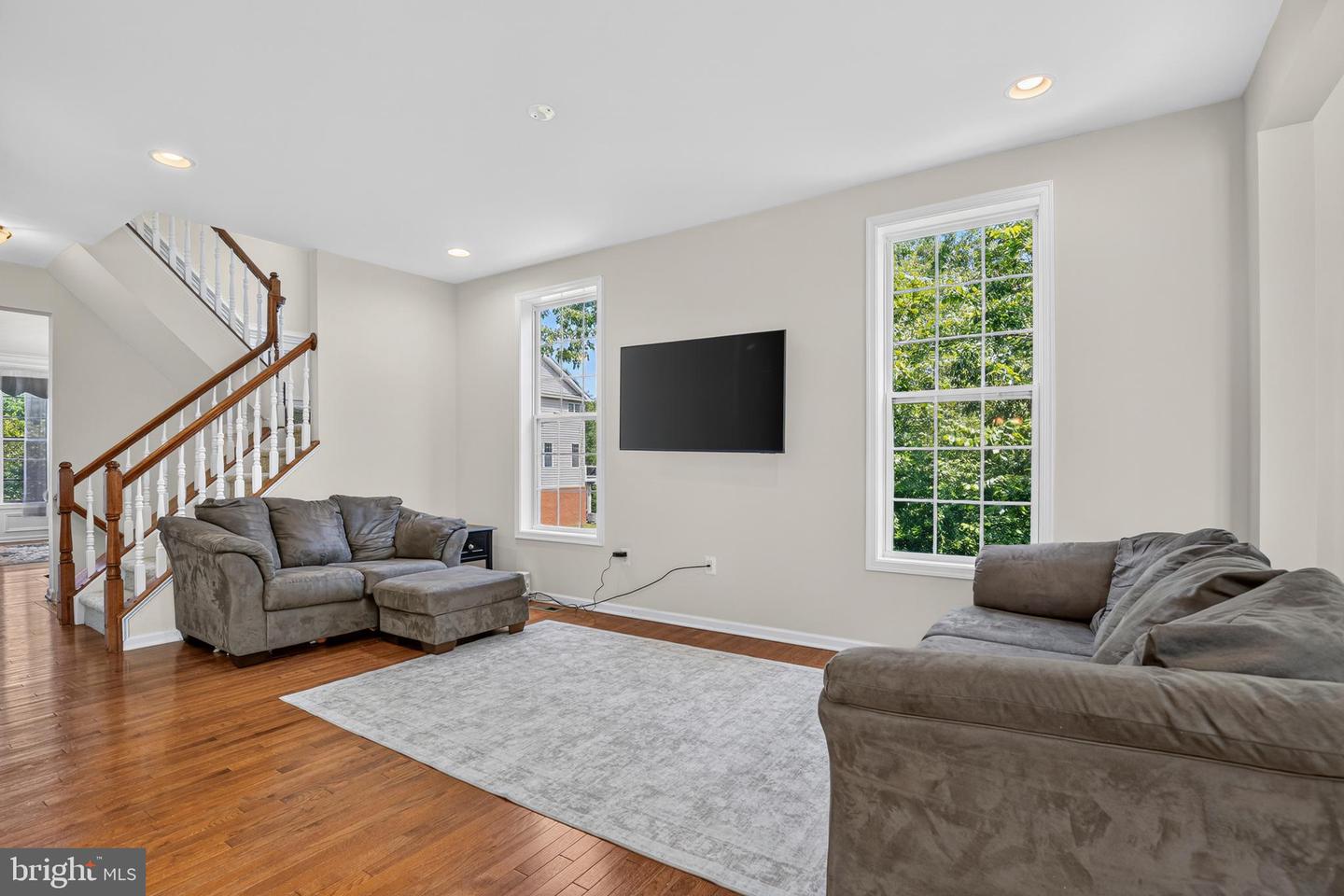43283 Mitcham Sq Property Photo 15